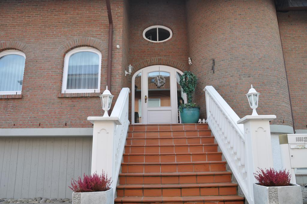 Gaestehaus Ullmannshof Kirchheim am Neckar Exteriér fotografie